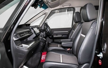 Honda Stepwgn IV, 2016 год, 2 000 000 рублей, 6 фотография