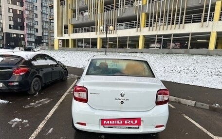 Renault Logan II, 2017 год, 820 000 рублей, 3 фотография