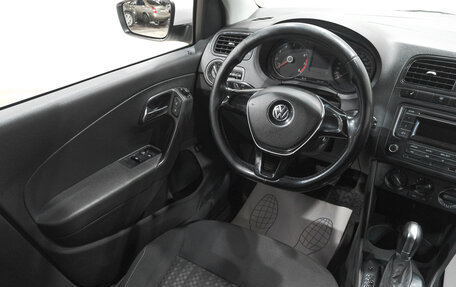 Volkswagen Polo VI (EU Market), 2015 год, 1 159 000 рублей, 9 фотография