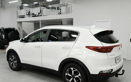 KIA Sportage IV рестайлинг, 2018 год, 2 360 000 рублей, 4 фотография