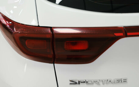 KIA Sportage IV рестайлинг, 2018 год, 2 360 000 рублей, 9 фотография