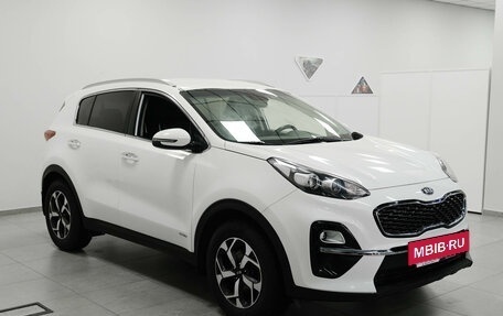 KIA Sportage IV рестайлинг, 2018 год, 2 360 000 рублей, 2 фотография