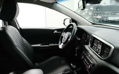 KIA Sportage IV рестайлинг, 2018 год, 2 360 000 рублей, 12 фотография