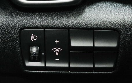 KIA Sportage IV рестайлинг, 2018 год, 2 360 000 рублей, 25 фотография