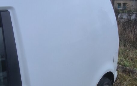 Volkswagen Caddy III рестайлинг, 2004 год, 247 000 рублей, 5 фотография