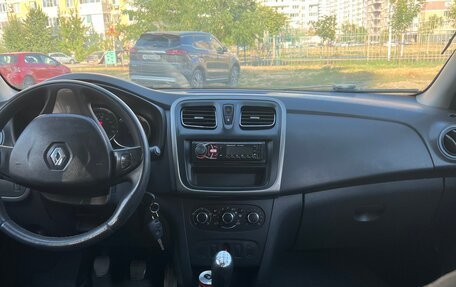 Renault Logan II, 2018 год, 450 000 рублей, 12 фотография