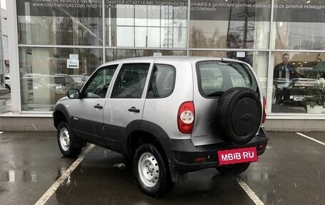 Chevrolet Niva I рестайлинг, 2016 год, 785 000 рублей, 5 фотография