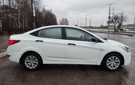 Hyundai Solaris II рестайлинг, 2015 год, 930 000 рублей, 7 фотография