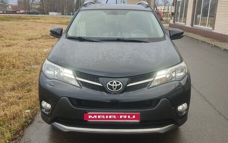 Toyota RAV4, 2013 год, 1 800 000 рублей, 9 фотография