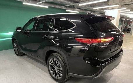 Toyota Highlander, 2025 год, 6 300 000 рублей, 5 фотография