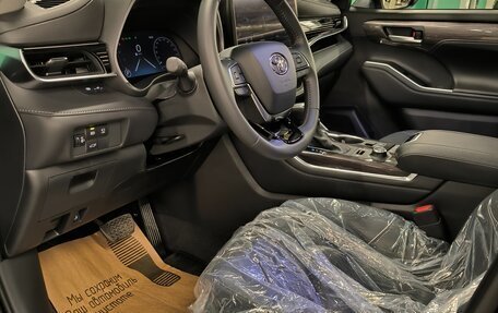 Toyota Highlander, 2025 год, 6 300 000 рублей, 8 фотография