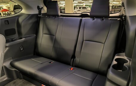 Toyota Highlander, 2025 год, 6 300 000 рублей, 14 фотография