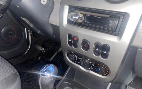 Renault Logan I, 2012 год, 299 000 рублей, 11 фотография