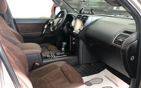 Toyota Land Cruiser Prado 150 рестайлинг 2, 2020 год, 8 300 000 рублей, 3 фотография