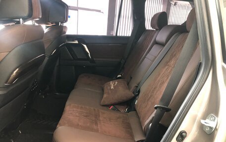 Toyota Land Cruiser Prado 150 рестайлинг 2, 2020 год, 8 300 000 рублей, 5 фотография