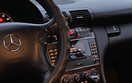 Mercedes-Benz C-Класс, 2004 год, 520 000 рублей, 8 фотография