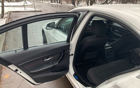 BMW 3 серия, 2014 год, 2 650 000 рублей, 19 фотография