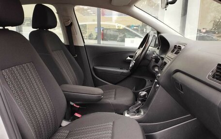 Volkswagen Polo VI (EU Market), 2017 год, 1 100 000 рублей, 10 фотография