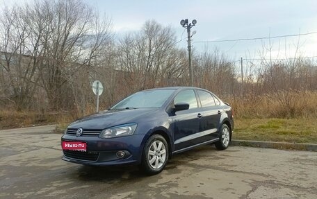 Volkswagen Polo VI (EU Market), 2012 год, 750 000 рублей, 1 фотография