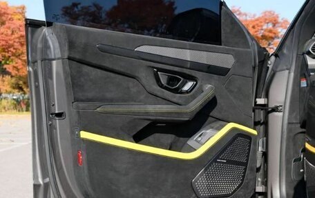 Lamborghini Urus I, 2024 год, 38 490 000 рублей, 11 фотография