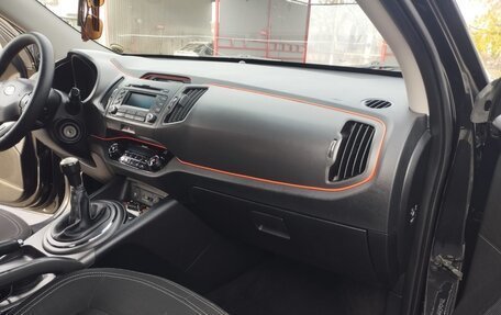 KIA Sportage III, 2011 год, 1 300 000 рублей, 12 фотография