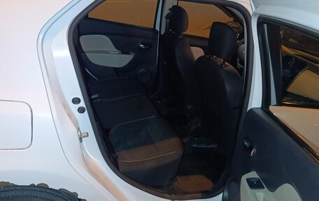 Renault Logan II, 2014 год, 450 000 рублей, 6 фотография