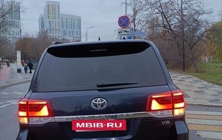 Toyota Land Cruiser 200, 2016 год, 6 000 000 рублей, 3 фотография