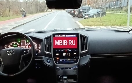 Toyota Land Cruiser 200, 2016 год, 6 000 000 рублей, 9 фотография