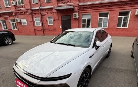 Hyundai Sonata VIII, 2024 год, 4 400 000 рублей, 3 фотография