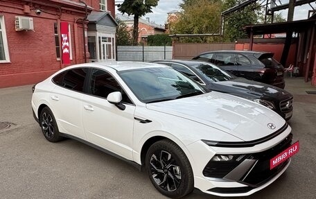 Hyundai Sonata VIII, 2024 год, 4 400 000 рублей, 2 фотография