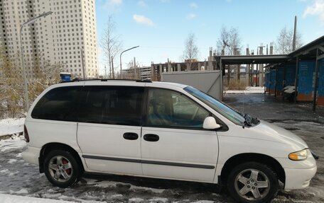 Chrysler Voyager IV, 2000 год, 350 000 рублей, 4 фотография