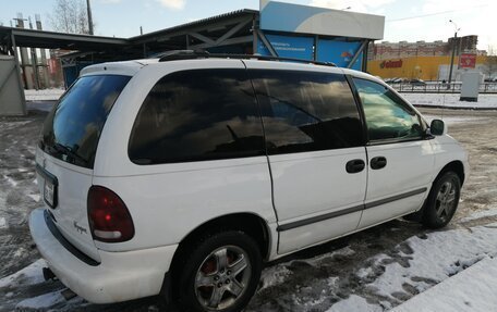 Chrysler Voyager IV, 2000 год, 350 000 рублей, 5 фотография