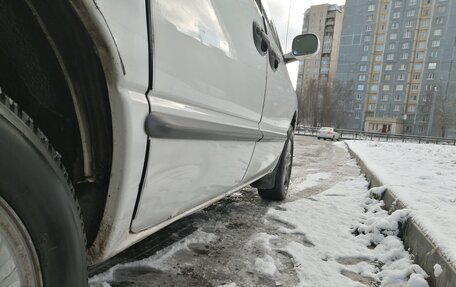 Chrysler Voyager IV, 2000 год, 350 000 рублей, 13 фотография