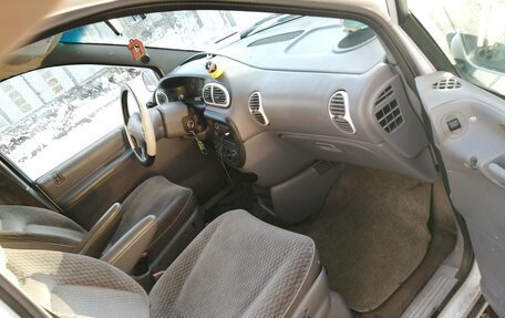 Chrysler Voyager IV, 2000 год, 350 000 рублей, 22 фотография