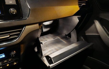 Volkswagen Polo VI (EU Market), 2021 год, 1 780 000 рублей, 19 фотография