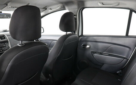 Renault Logan II, 2017 год, 690 000 рублей, 12 фотография