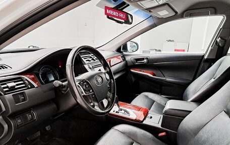 Toyota Camry, 2014 год, 1 790 000 рублей, 20 фотография