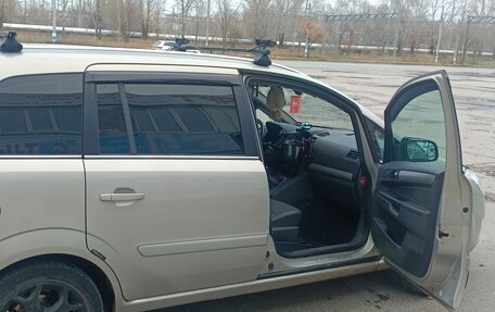 Opel Zafira B, 2010 год, 650 000 рублей, 7 фотография