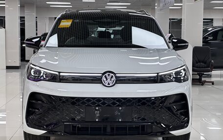 Volkswagen Tiguan, 2025 год, 4 950 000 рублей, 5 фотография