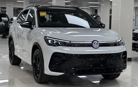 Volkswagen Tiguan, 2025 год, 4 950 000 рублей, 3 фотография