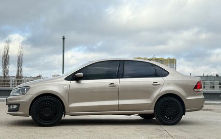Volkswagen Polo VI (EU Market), 2017 год, 1 050 000 рублей, 2 фотография