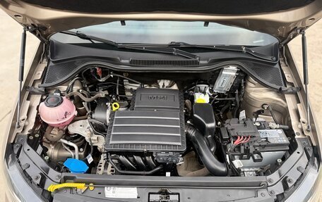 Volkswagen Polo VI (EU Market), 2017 год, 1 050 000 рублей, 18 фотография