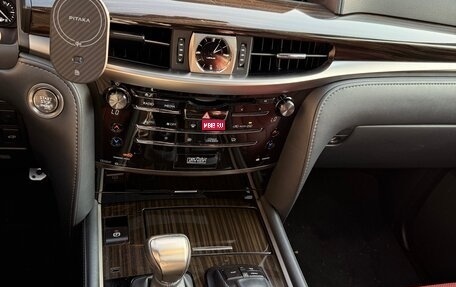 Lexus LX III, 2018 год, 12 400 000 рублей, 4 фотография