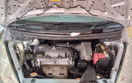 Mitsubishi Colt VI рестайлинг, 2003 год, 380 000 рублей, 15 фотография