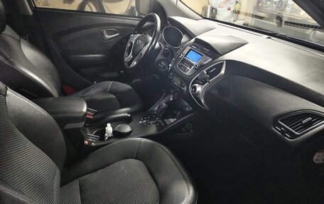 Hyundai ix35 I рестайлинг, 2013 год, 1 200 000 рублей, 10 фотография