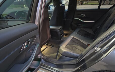 BMW 3 серия, 2019 год, 2 920 000 рублей, 12 фотография