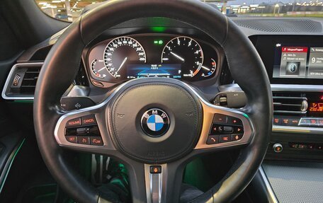 BMW 3 серия, 2019 год, 2 920 000 рублей, 14 фотография