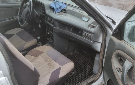 Daewoo Nexia I рестайлинг, 2005 год, 125 000 рублей, 9 фотография