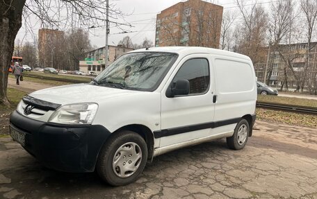 Peugeot Partner II рестайлинг 2, 2010 год, 370 000 рублей, 2 фотография