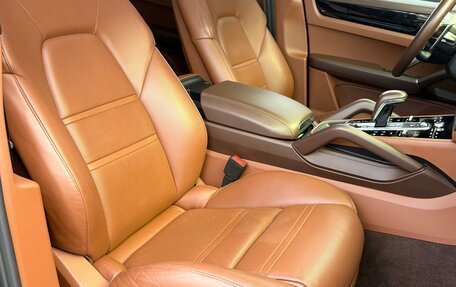 Porsche Cayenne III, 2019 год, 8 050 000 рублей, 23 фотография